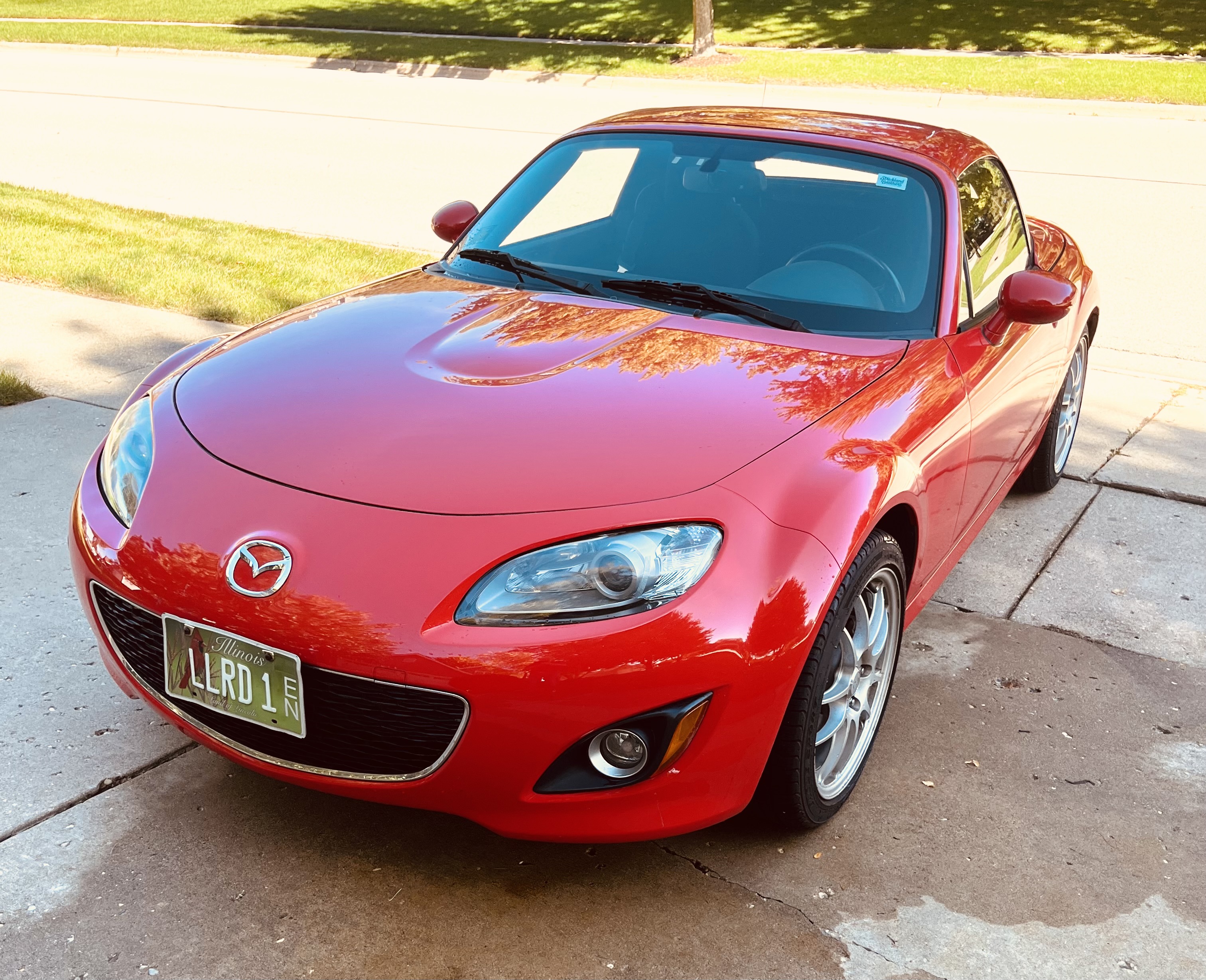 Used 2012 MAZDA MX-5 Miata Touring w/ Suspension Pkg RWD image 1