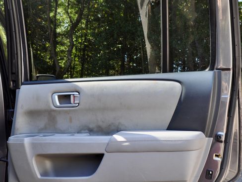 Used 2015 Honda Pilot EX image 10