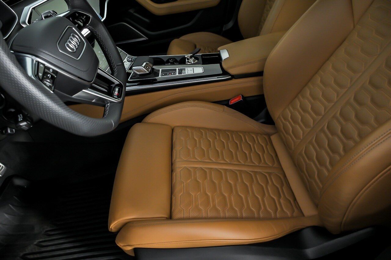 Used 2025 Audi RS 6 performance AWD/4WD image 18