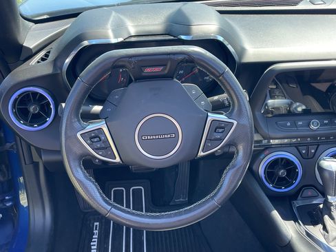 Used 2020 Chevrolet Camaro SS RWD image 22