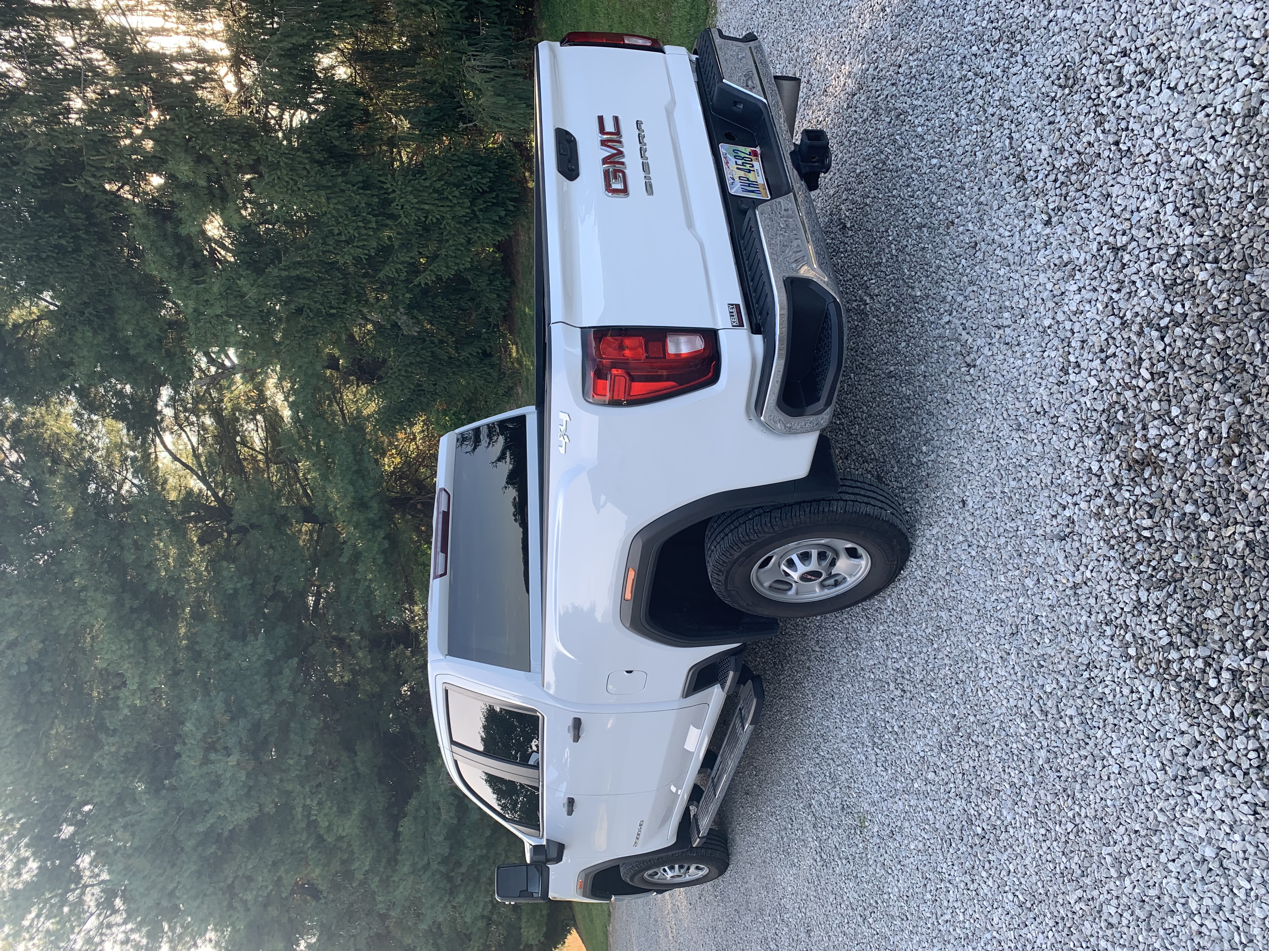 Used 2021 GMC Sierra 2500 4x4 Crew Cab w/ Gooseneck/5TH Wheel Package image 5