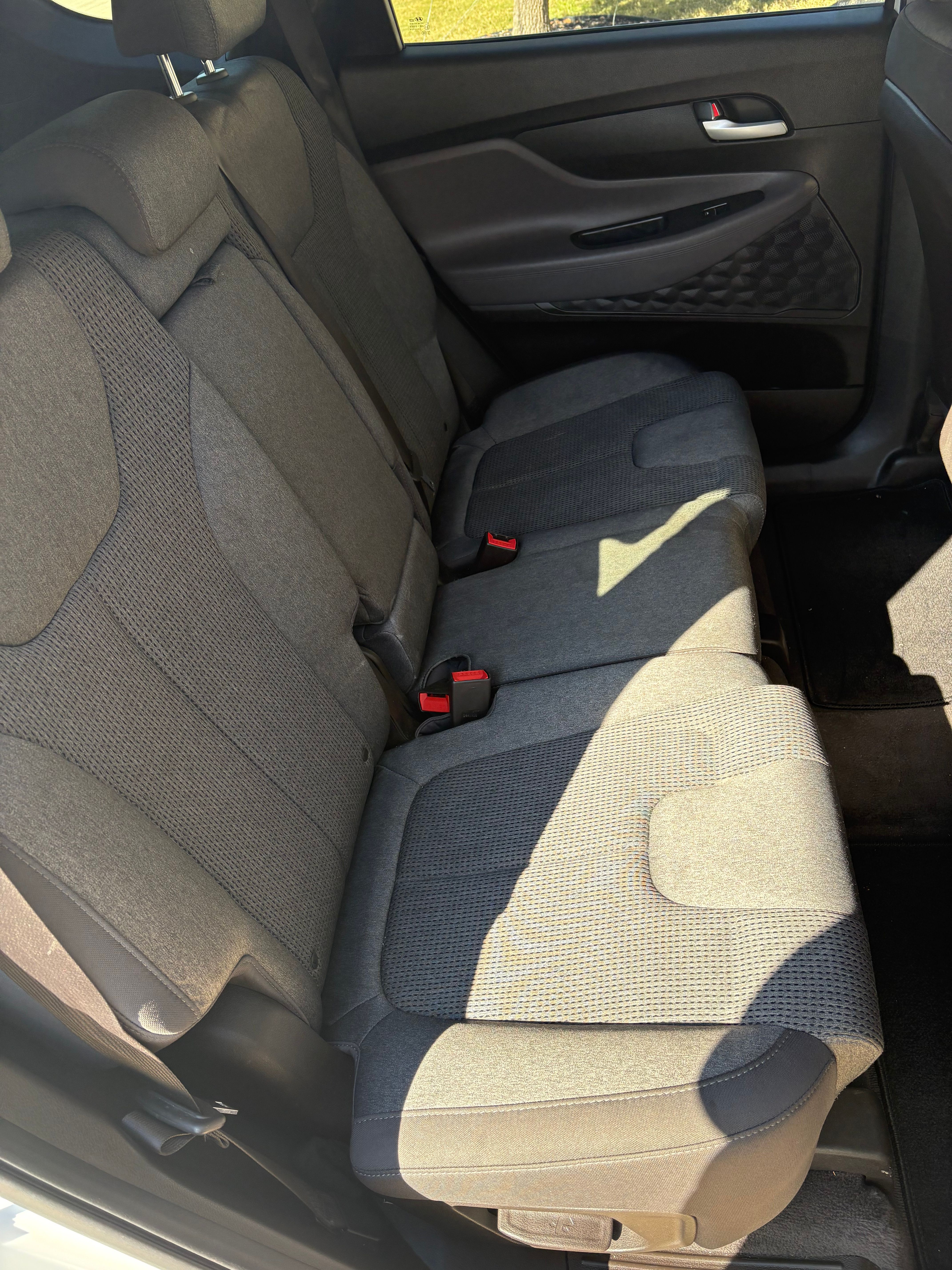 Used 2019 Hyundai Santa Fe SE FWD image 11