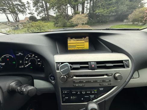 Used 2010 Lexus RX 450h AWD image 31