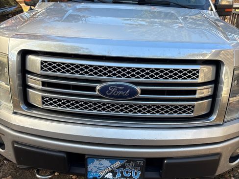 Used 2014 Ford F150 Platinum image 16