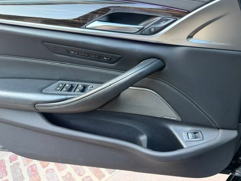 Used 2018 BMW 540i RWD image 10