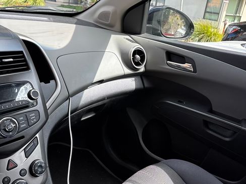 Used 2013 Chevrolet Sonic LT image 14