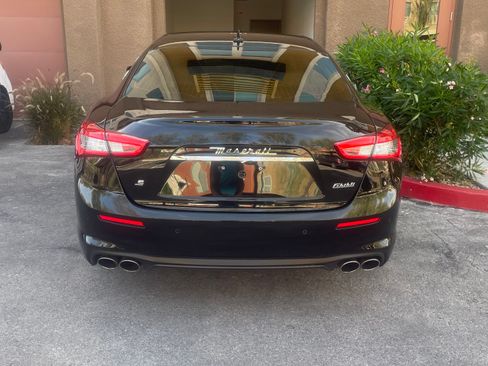 Used 2019 Maserati Ghibli S RWD image 9