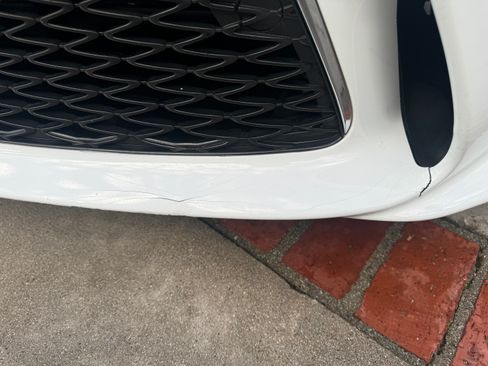 Used 2016 Lexus IS 200t w/ F Sport Package image 9