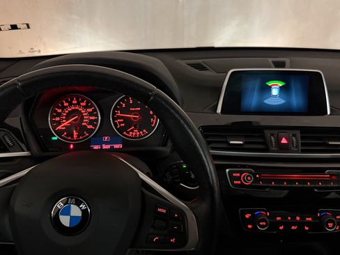 Used 2018 BMW X1 xDrive28i image 13