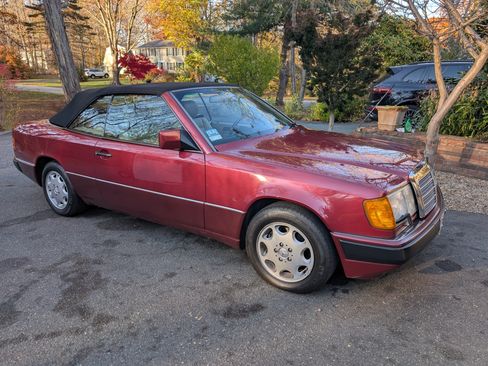 Used 1993 Mercedes-Benz 300 CE Convertible image 27