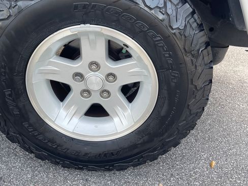 Used 2006 Jeep Wrangler Unlimited image 17