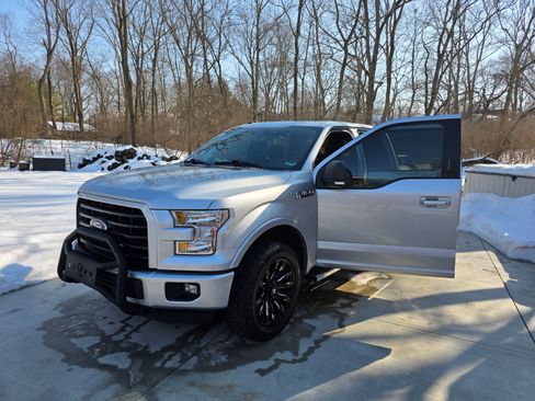Used 2016 Ford F150 XLT w/ Equipment Group 302A Luxury image 1