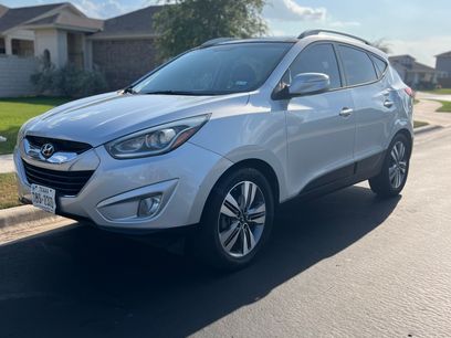 Used 2014 Hyundai Tucson Limited w/ Technology Package 02
