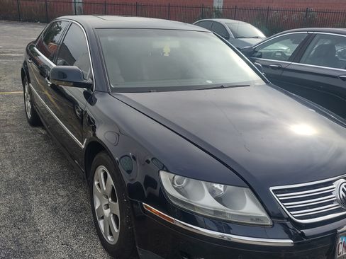 Used 2004 Volkswagen Phaeton V8 image 1