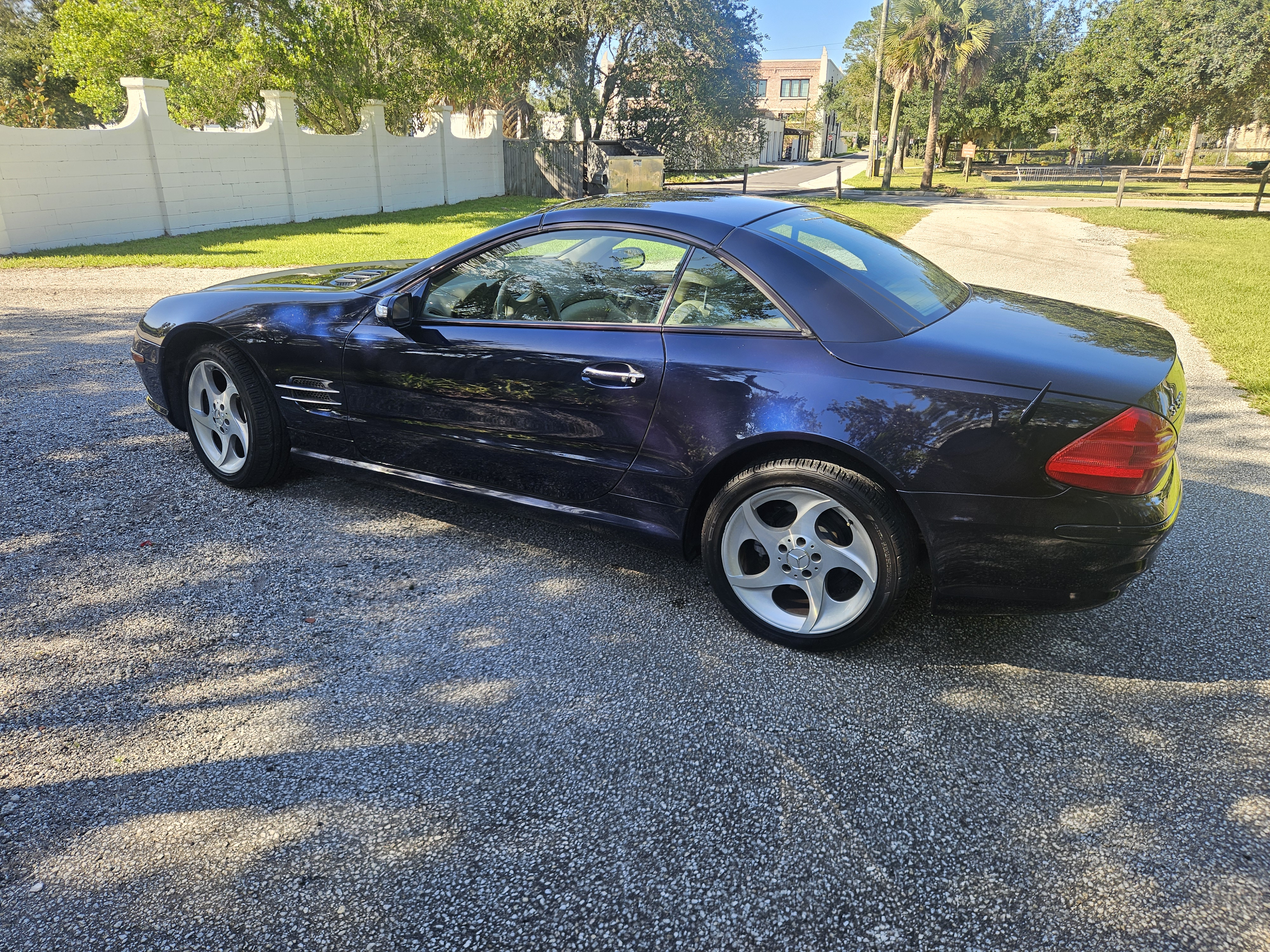 Used 2004 Mercedes-Benz SL 500 image 1