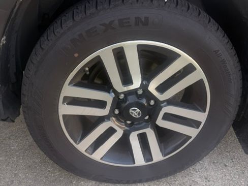 Used 2015 Toyota 4Runner Limited RWD image 4