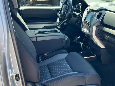 Used 2021 Toyota Tundra SR5 RWD image 9