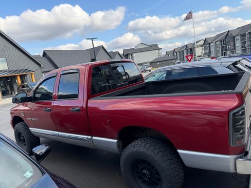 Used 2006 Dodge Ram 2500 Truck Laramie AWD/4WD image 11