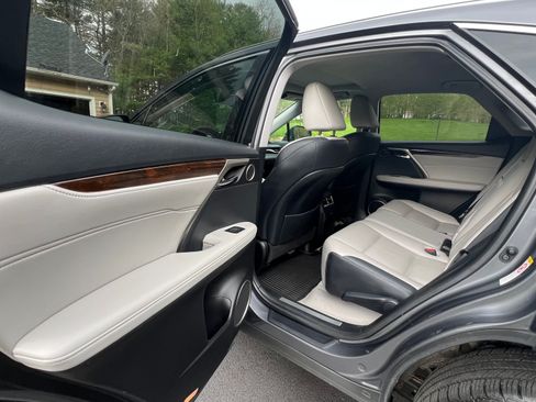 Used 2019 Lexus RX 350 AWD image 20