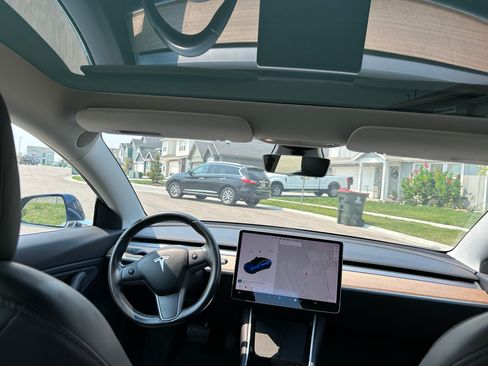 Used 2019 Tesla Model 3 Mid Range RWD image 14