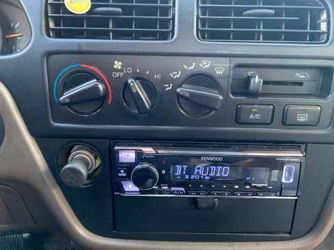 Used 1996 Toyota Camry LE image 8