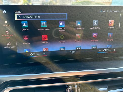 Used 2022 BMW i4 eDrive40 image 26