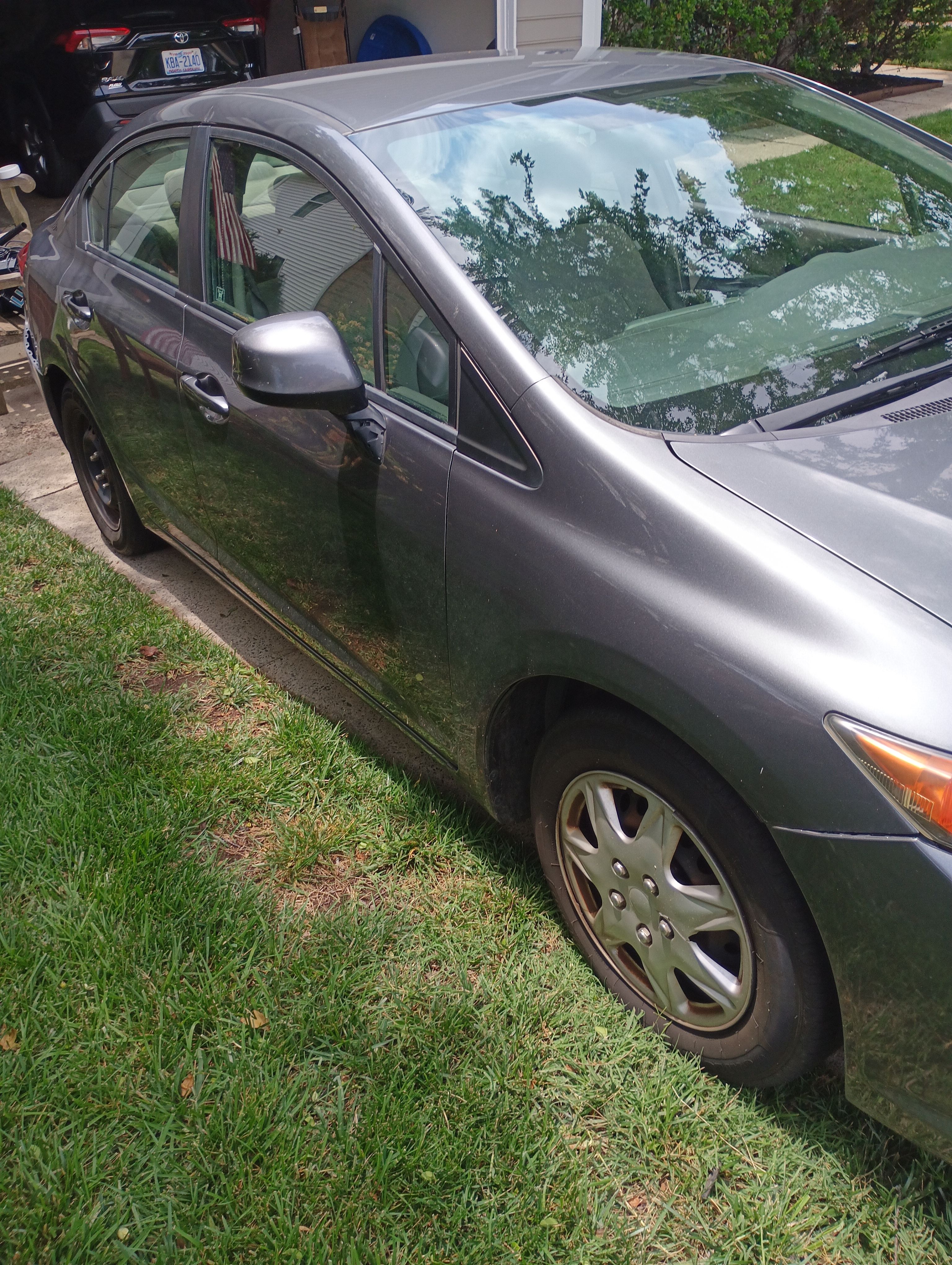 Used 2012 Honda Civic LX image 2