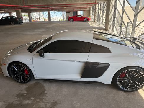 Used 2023 Audi R8 V10 performance image 5