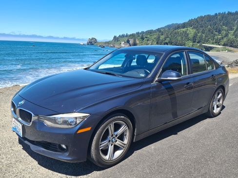 Used 2015 BMW 328i Sedan RWD image 4