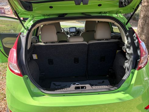 Used 2014 Ford Fiesta Titanium w/ Exterior Protection Package image 9