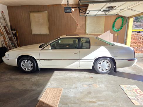 Used 1997 Cadillac Eldorado w/ Leather/Lumbar Pkg image 2