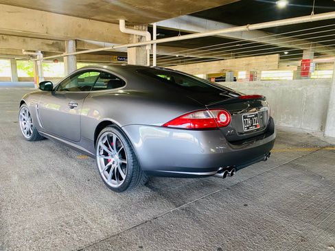 Used 2009 Jaguar XKR R RWD image 4