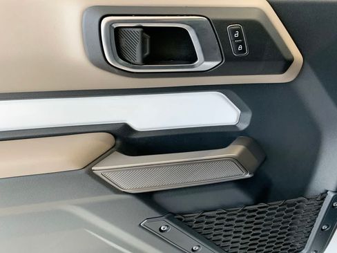 Used 2023 Ford Bronco Wildtrak image 22