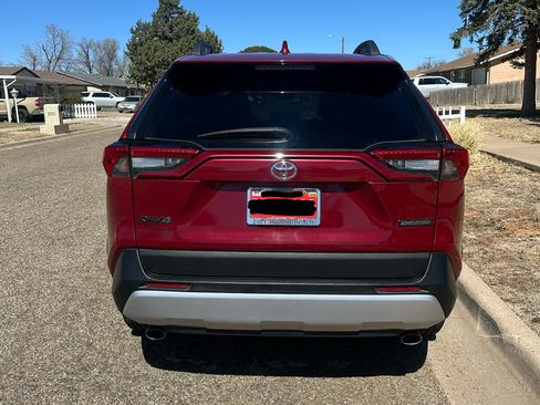 Used 2023 Toyota RAV4 Adventure image 5