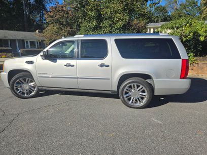 Used 2011 Cadillac Escalade ESV Platinum