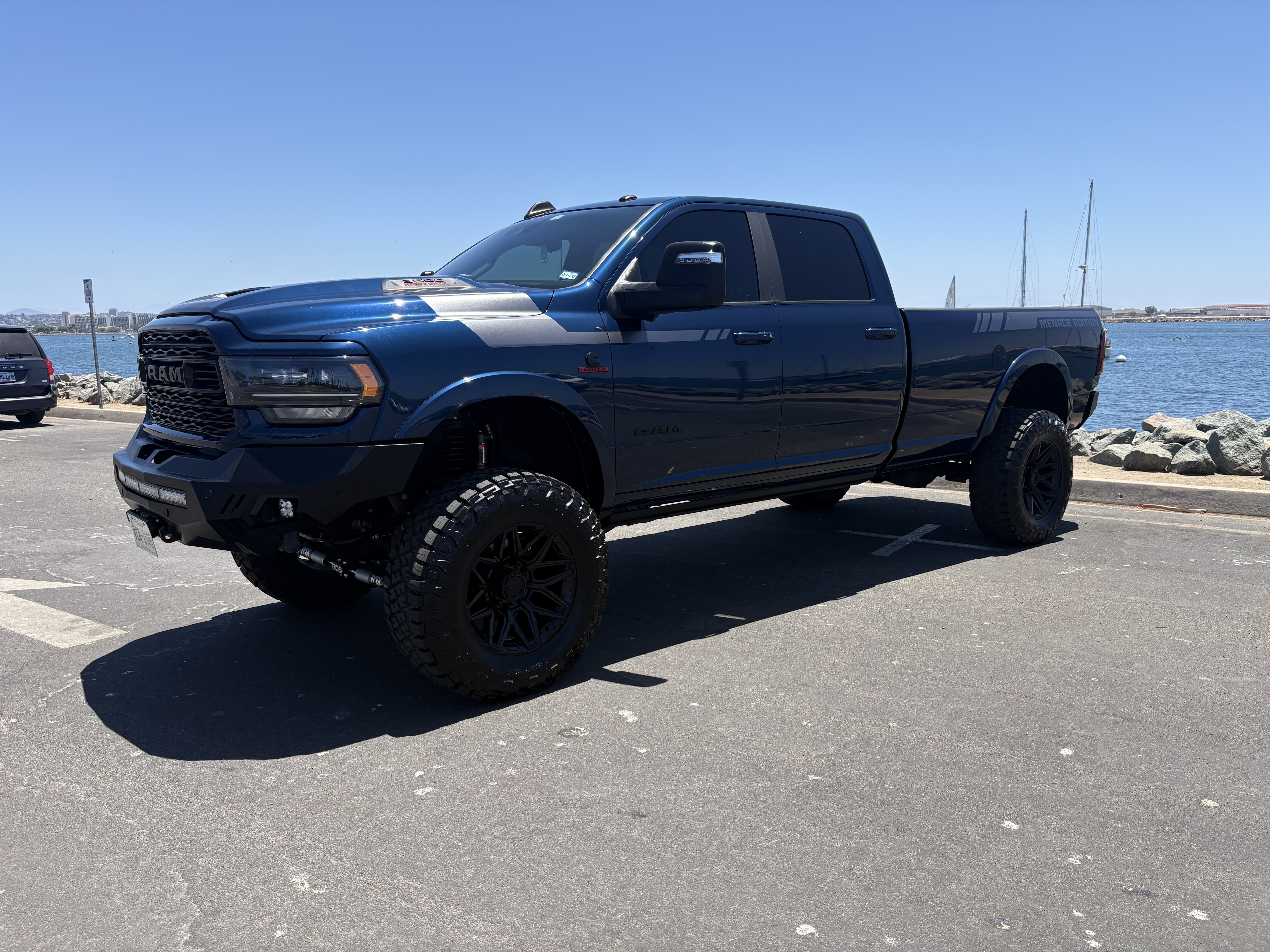 Used 2023 RAM 3500 Limited AWD/4WD image 1