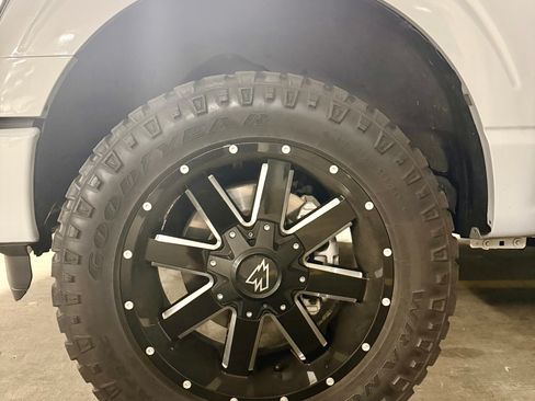 Used 2022 Ford F150 XLT w/ Equipment Group 302A High image 5