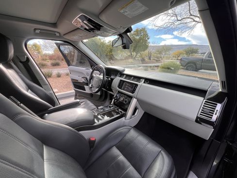 Used 2014 Land Rover Range Rover Supercharged image 10