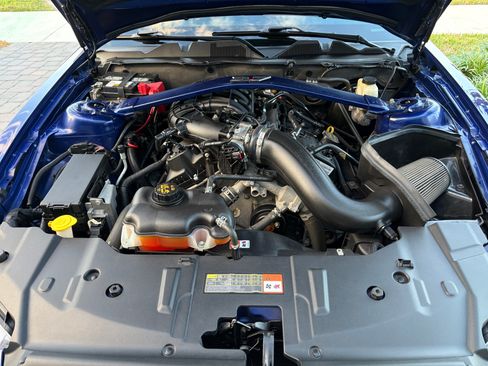 Used 2014 Ford Mustang Convertible w/ Equipment Group 102A image 11