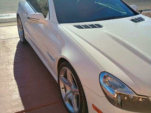Used 2009 Mercedes-Benz SL 550 image 13