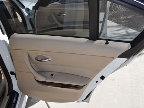 Used 2011 BMW 328i 328i Sedan 4D image 11