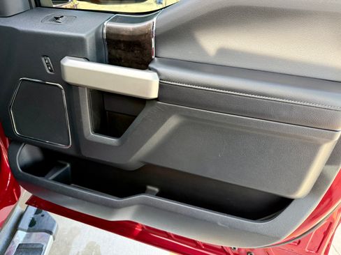 Used 2022 Ford F250 Lariat w/ FX4 Off-Road Package image 14