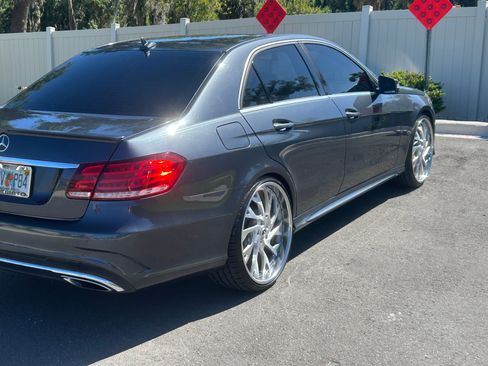 Used 2014 Mercedes-Benz E 350 Sedan image 2