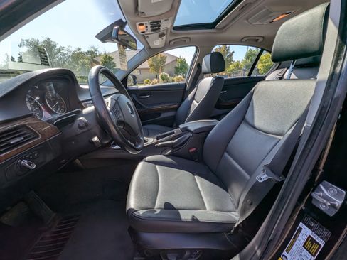 Used 2010 BMW 335i Sedan image 22