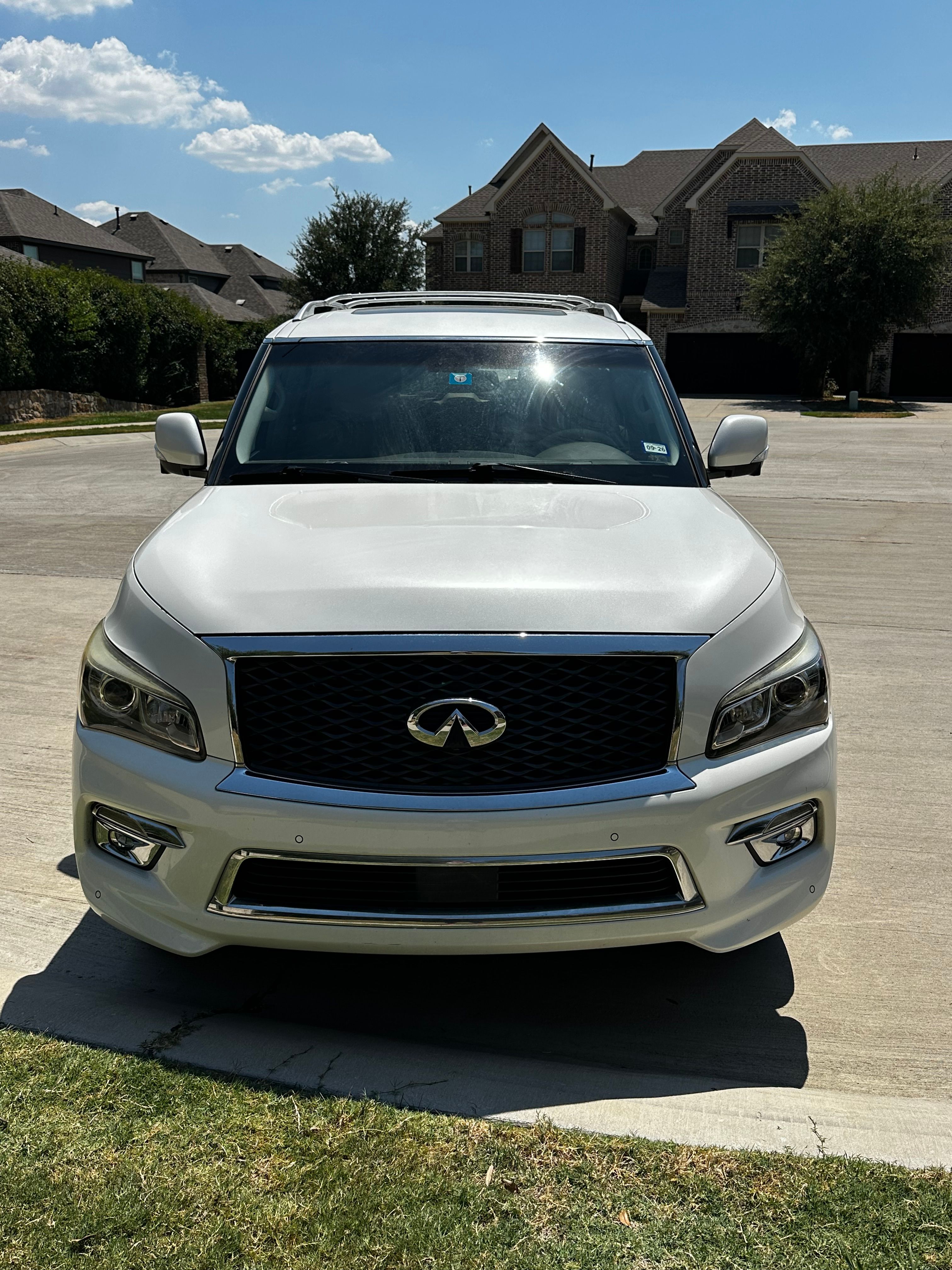 Used 2015 INFINITI QX80 2WD image 2
