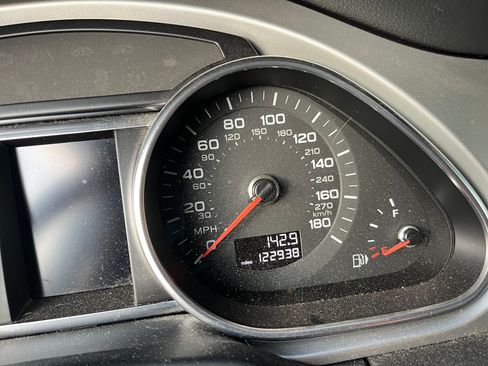 Used 2014 Audi Q7 3.0T Premium Plus image 14