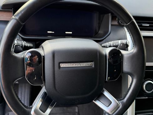 Used 2019 Land Rover Discovery HSE Luxury image 13