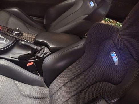 Used 2015 BMW M4 Coupe image 9