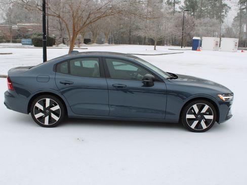 Used 2024 Volvo S60 T8 Plus w/ Protection Package Premier image 6