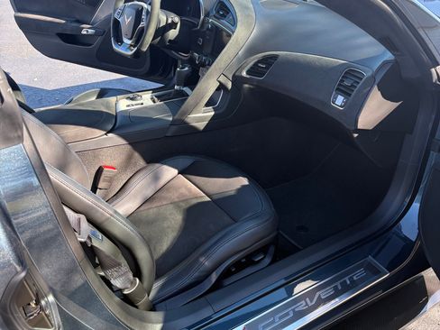 Used 2019 Chevrolet Corvette ZR1 RWD image 10